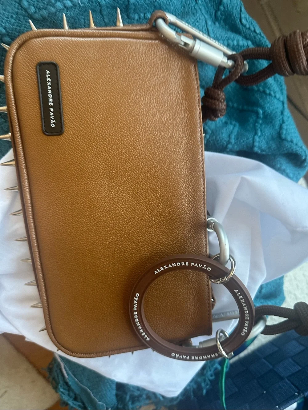 Paris Shoulder Bag - Picture 3 of 8